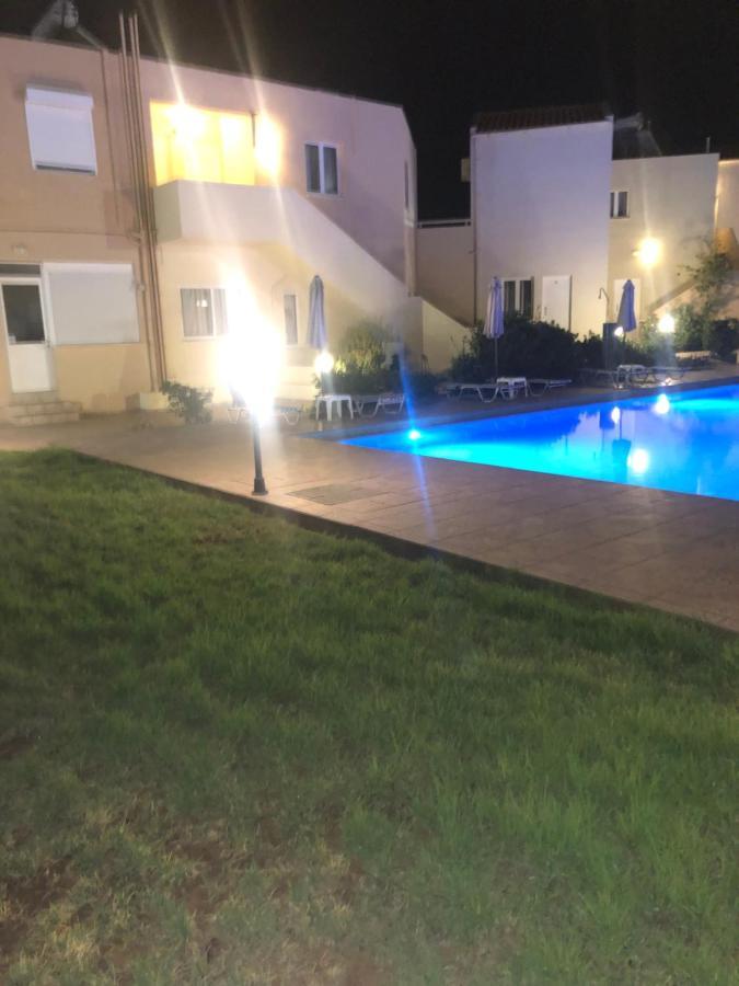 Dimitris Apartments Platanés Dış mekan fotoğraf