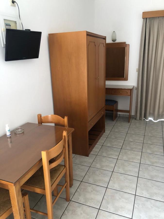 Dimitris Apartments Platanés Dış mekan fotoğraf
